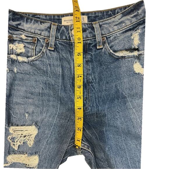 Abercrombie & Fitch Curve Love High Rise Mom Jeans Distressed Size 25 - Picture 9 of 11